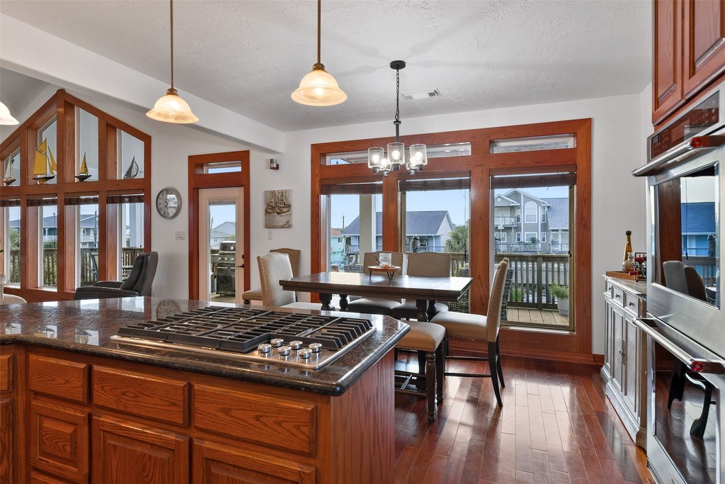 Galveston, Texas, 77554, United States, 3 Bedrooms Bedrooms, ,3 BathroomsBathrooms,Residential,Forsale,1889107