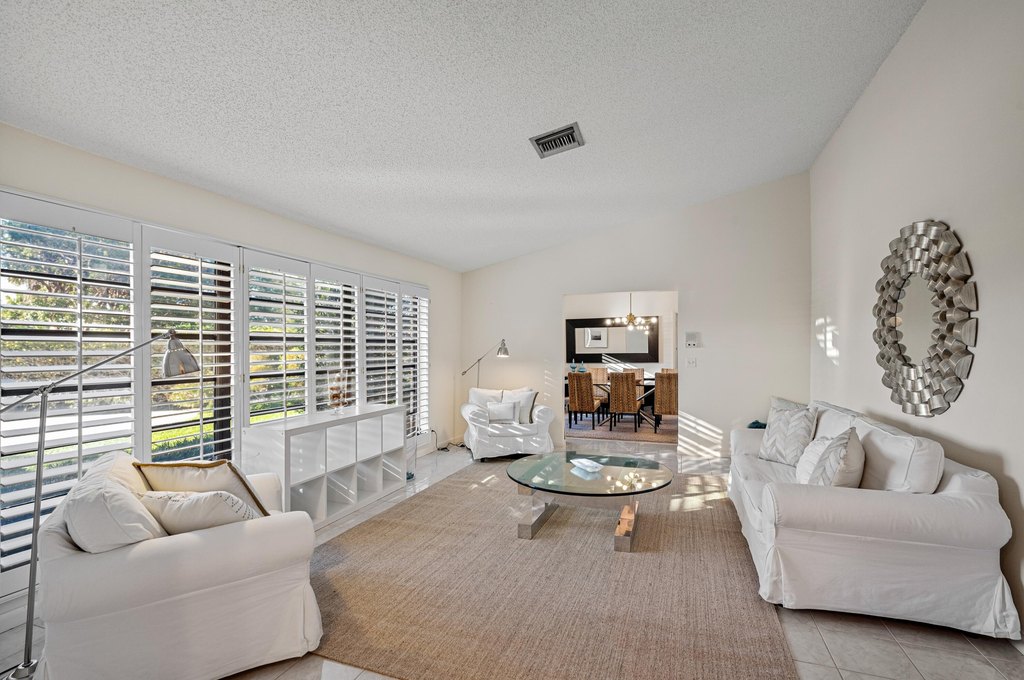 Gulf Stream, Florida, 33483, United States, 4 Bedrooms Bedrooms, ,3.5 BathroomsBathrooms,Residential,Forsale,1886507