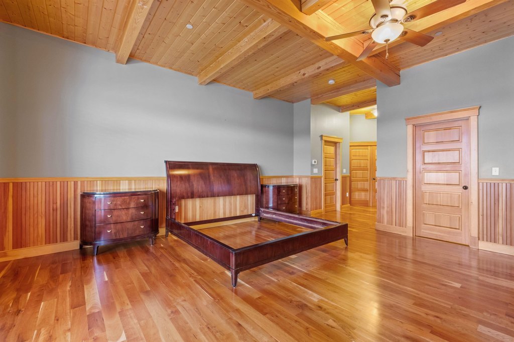 Alton, New Hampshire, 03810, United States, 5 Bedrooms Bedrooms, ,5.5 BathroomsBathrooms,Residential,Forsale,1933955