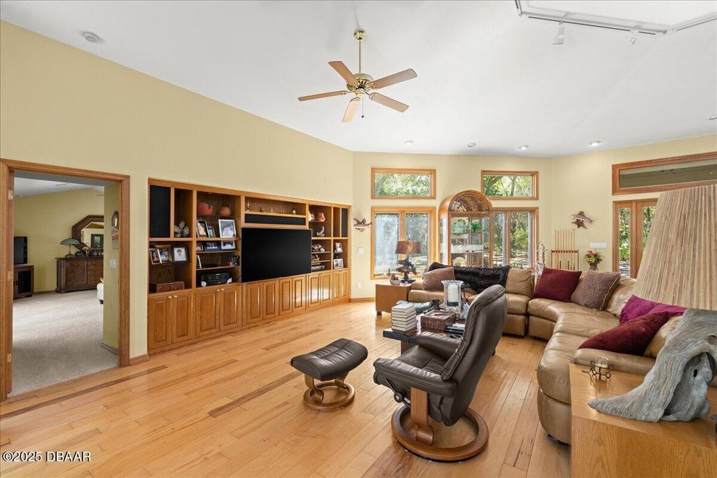 Flagler Beach, Florida, 32136, United States, 3 Bedrooms Bedrooms, ,3 BathroomsBathrooms,Residential,Forsale,1919178