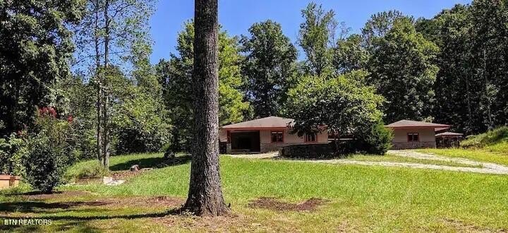 Kingston, Tennessee, 37763, United States, 2 Bedrooms Bedrooms, ,1 BathroomBathrooms,Residential,Forsale,1893805