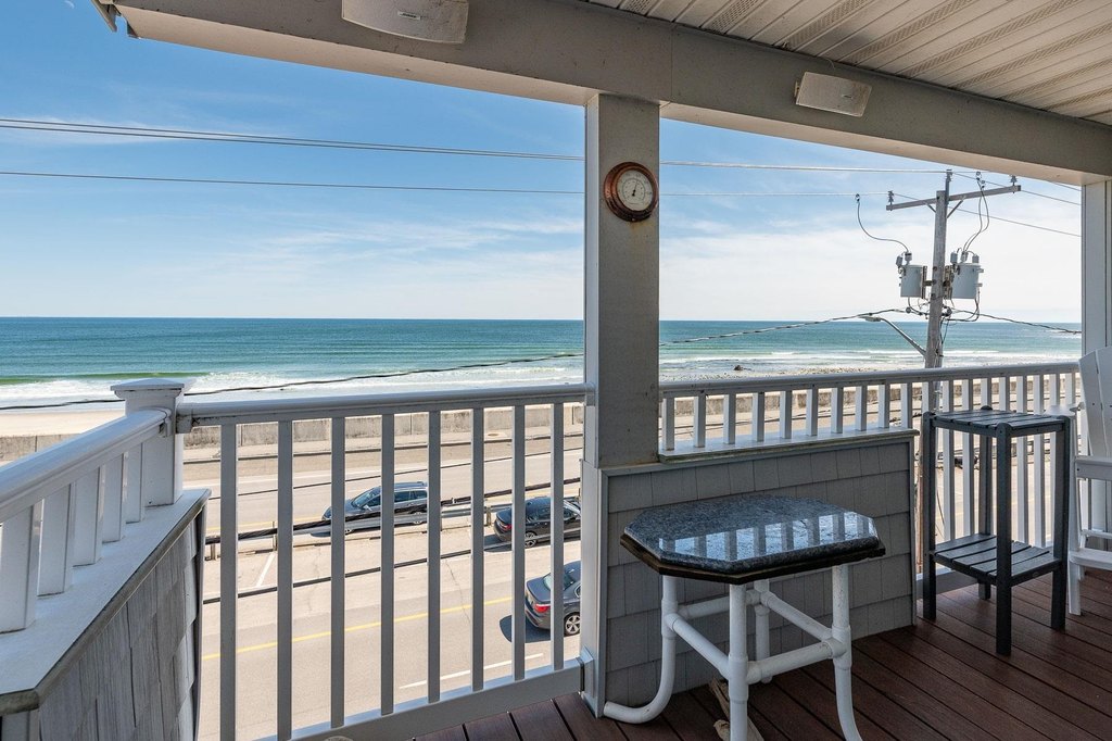 Hampton, New Hampshire, 03842, United States, 2 Bedrooms Bedrooms, ,2 BathroomsBathrooms,Residential,Forsale,2004706