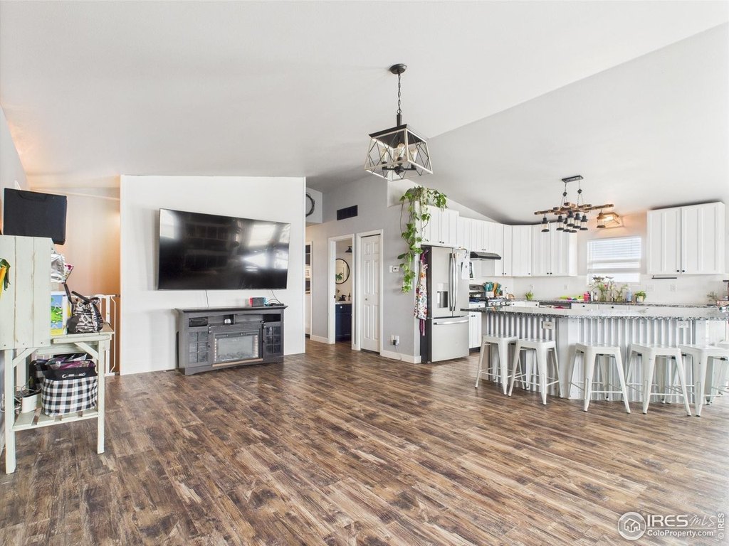 Briggsdale, Colorado, 80611, United States, 8 Bedrooms Bedrooms, ,3 BathroomsBathrooms,Residential,Forsale,1926803