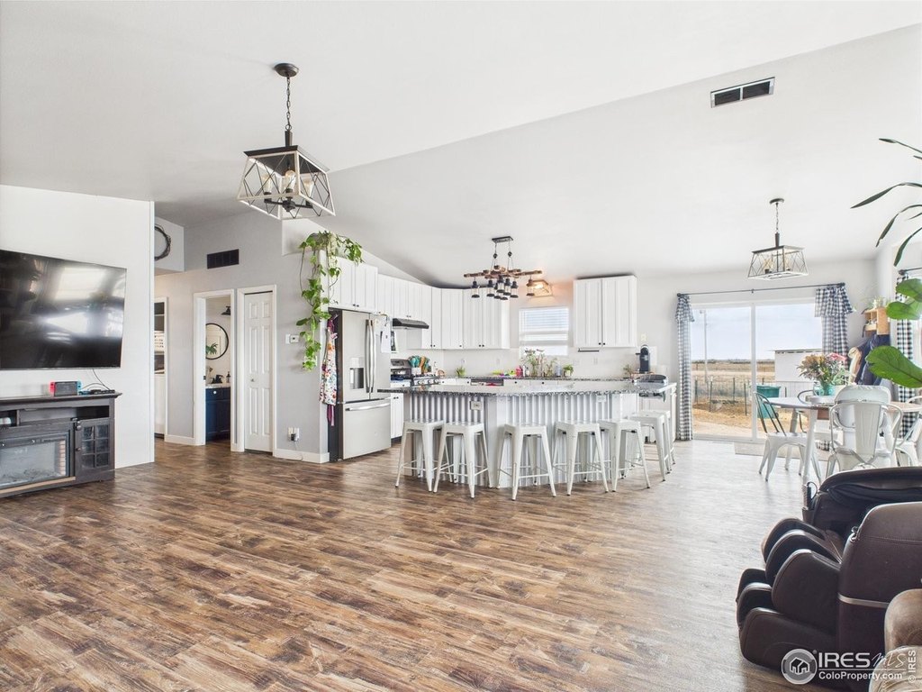 Briggsdale, Colorado, 80611, United States, 8 Bedrooms Bedrooms, ,3 BathroomsBathrooms,Residential,Forsale,1926803