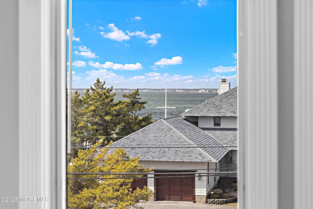 Mantoloking, New Jersey, 08738, United States, 6 Bedrooms Bedrooms, ,4.5 BathroomsBathrooms,Residential,Forsale,1884506