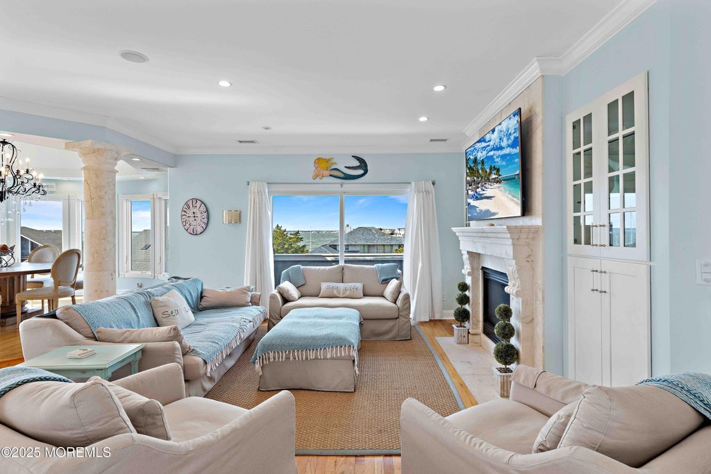 Mantoloking, New Jersey, 08738, United States, 6 Bedrooms Bedrooms, ,4.5 BathroomsBathrooms,Residential,Forsale,1884506