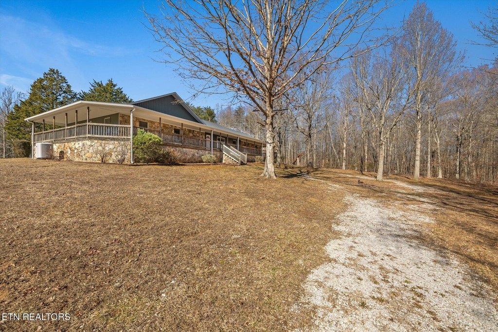 Cookeville, Tennessee, 38506, United States, 3 Bedrooms Bedrooms, ,2 BathroomsBathrooms,Residential,Forsale,1885996