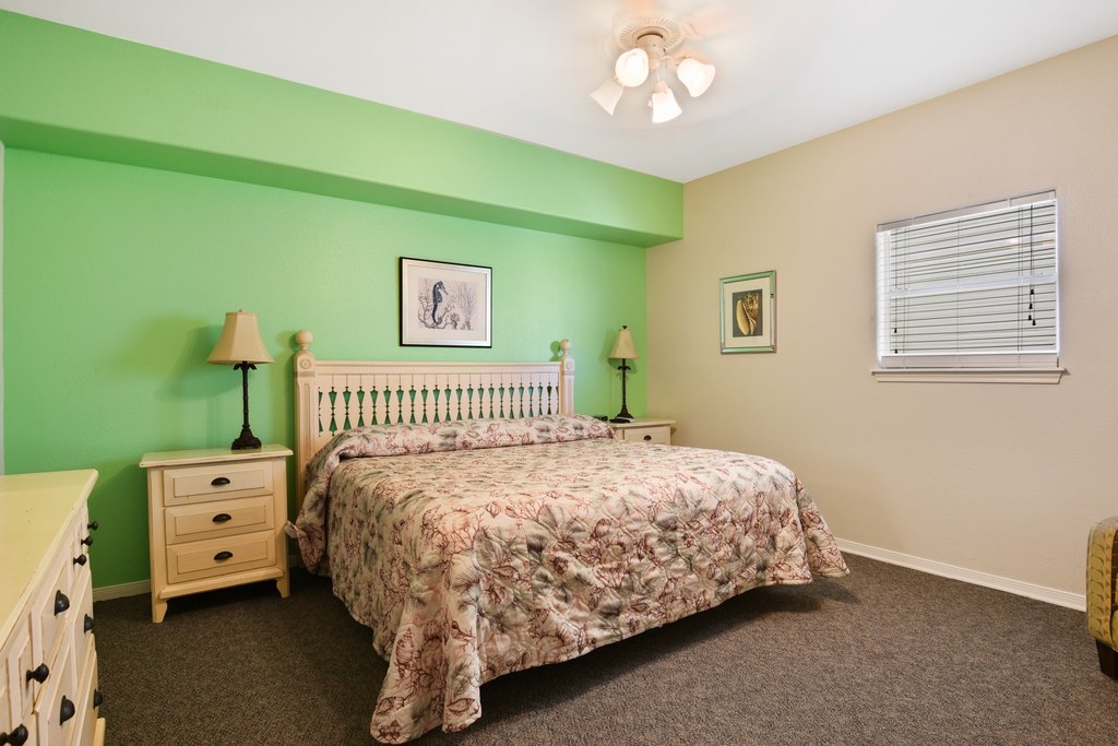 Surfside Beach, Texas, 77541, United States, 10 Bedrooms Bedrooms, ,6 BathroomsBathrooms,Residential,Forsale,1889080