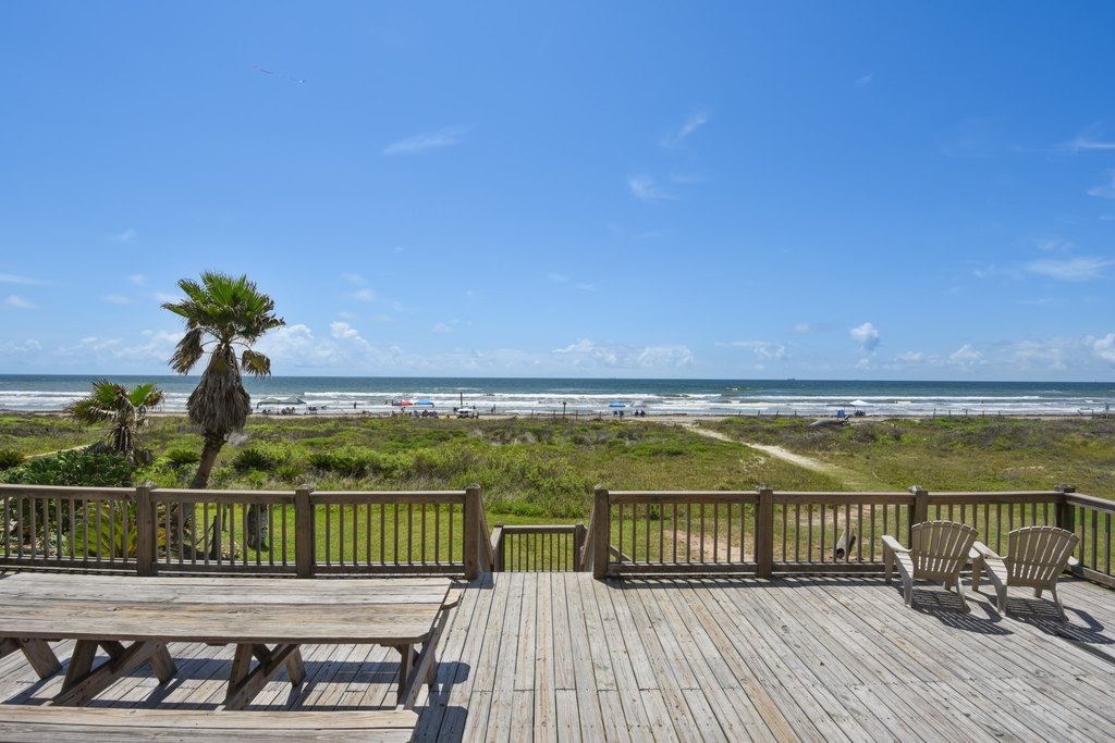 Surfside Beach, Texas, 77541, United States, 10 Bedrooms Bedrooms, ,6 BathroomsBathrooms,Residential,Forsale,1889080