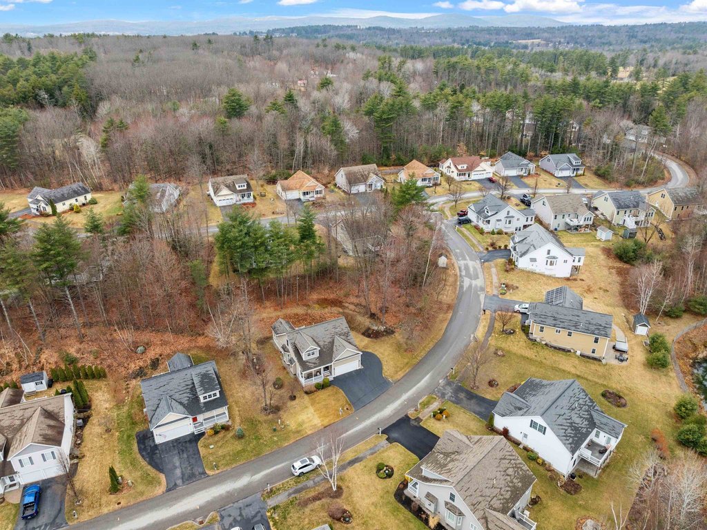 Laconia, New Hampshire, 03246, United States, 3 Bedrooms Bedrooms, ,2.5 BathroomsBathrooms,Residential,Forsale,1909923