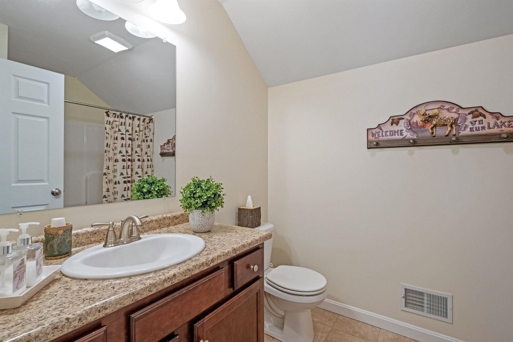 Laconia, New Hampshire, 03246, United States, 3 Bedrooms Bedrooms, ,2.5 BathroomsBathrooms,Residential,Forsale,1909923