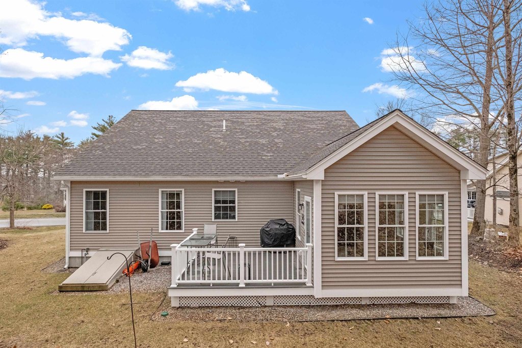 Laconia, New Hampshire, 03246, United States, 3 Bedrooms Bedrooms, ,2.5 BathroomsBathrooms,Residential,Forsale,1909923