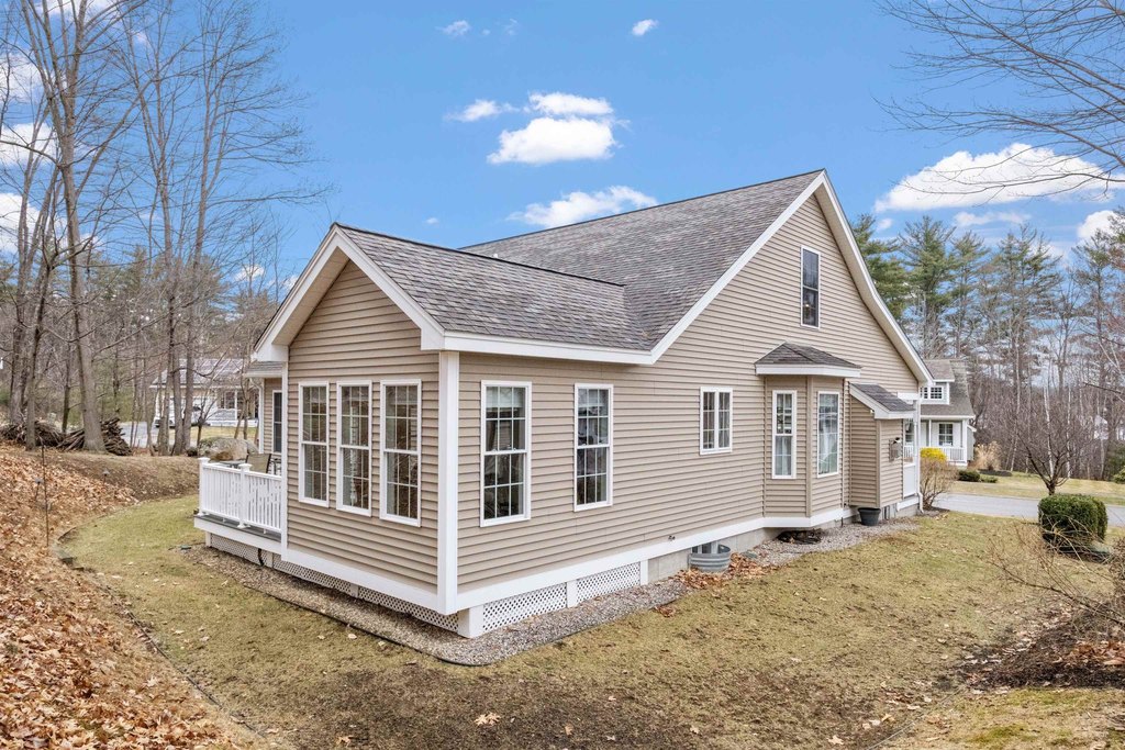 Laconia, New Hampshire, 03246, United States, 3 Bedrooms Bedrooms, ,2.5 BathroomsBathrooms,Residential,Forsale,1909923