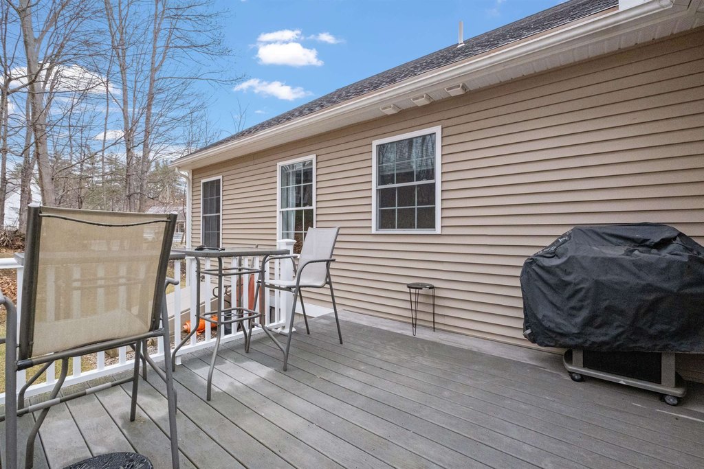 Laconia, New Hampshire, 03246, United States, 3 Bedrooms Bedrooms, ,2.5 BathroomsBathrooms,Residential,Forsale,1909923