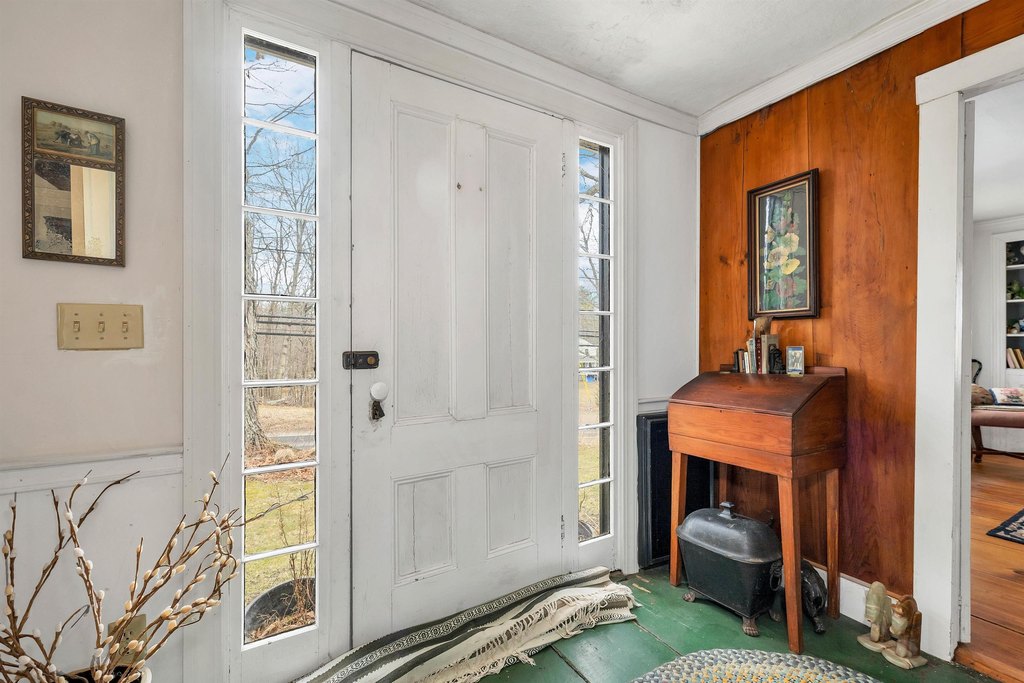 Moultonborough, New Hampshire, 03254, United States, 3 Bedrooms Bedrooms, ,2 BathroomsBathrooms,Residential,Forsale,1933987