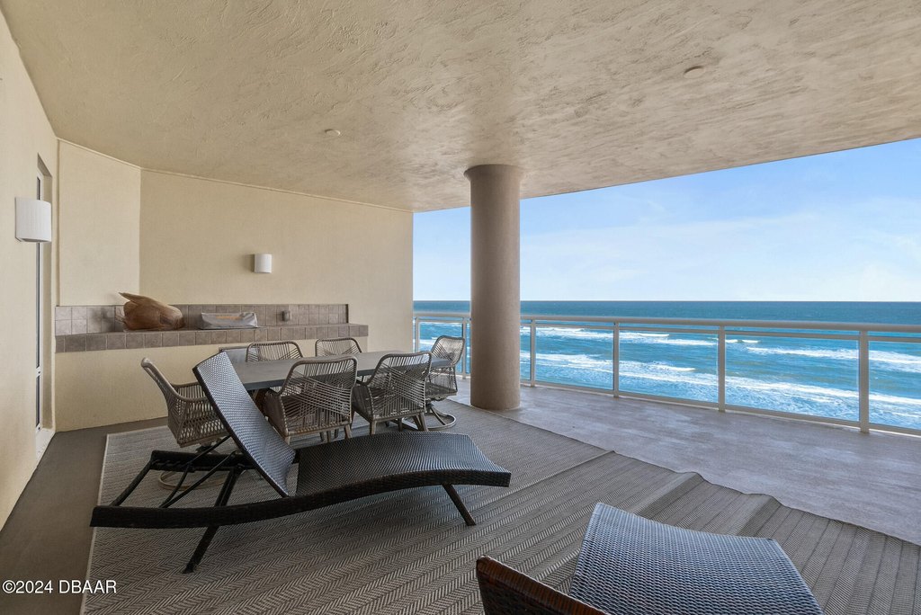 Daytona Beach Shores, Florida, 32118, United States, 3 Bedrooms Bedrooms, ,3.5 BathroomsBathrooms,Residential,Forsale,1900234