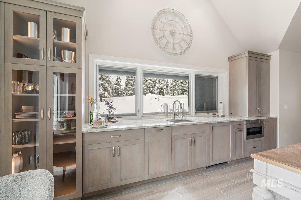 McCall, Idaho, 83638, United States, 5 Bedrooms Bedrooms, ,8 BathroomsBathrooms,Residential,Forsale,1889407