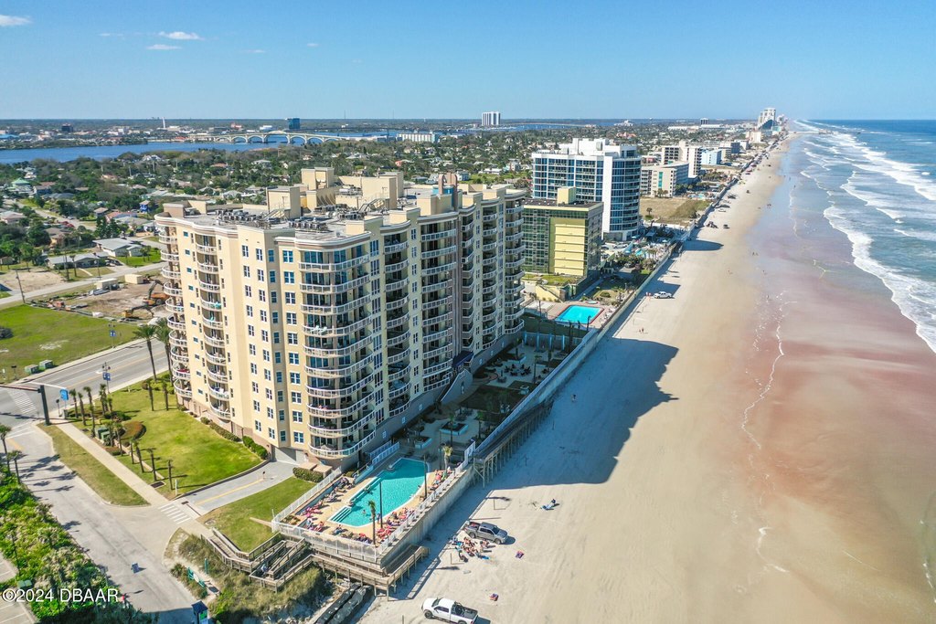 Daytona Beach Shores, Florida, 32118, United States, 3 Bedrooms Bedrooms, ,3.5 BathroomsBathrooms,Residential,Forsale,1900234