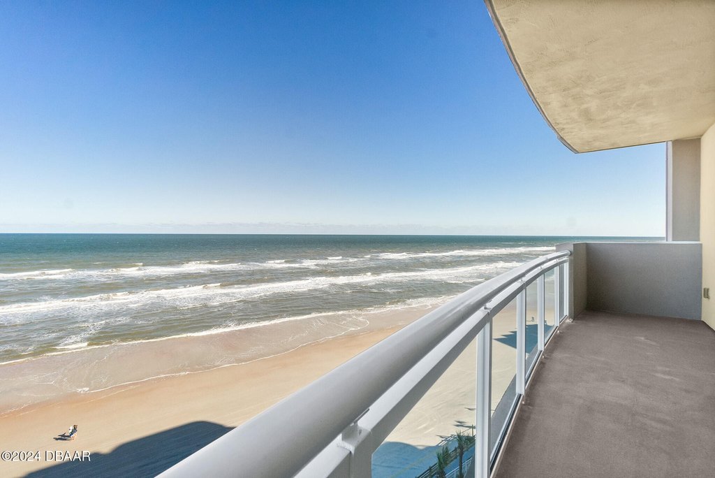 Daytona Beach Shores, Florida, 32118, United States, 3 Bedrooms Bedrooms, ,3.5 BathroomsBathrooms,Residential,Forsale,1900234