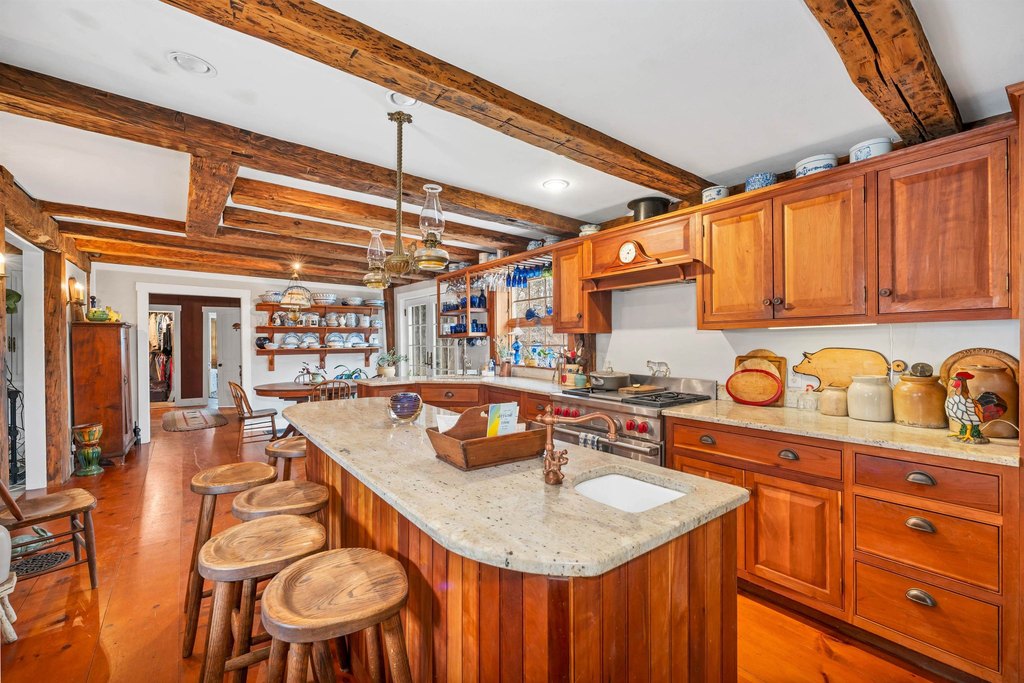 Moultonborough, New Hampshire, 03254, United States, 3 Bedrooms Bedrooms, ,2 BathroomsBathrooms,Residential,Forsale,1933987