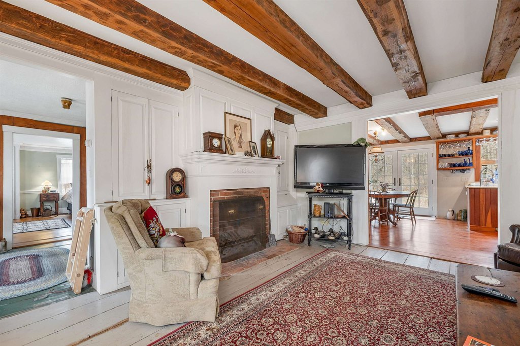 Moultonborough, New Hampshire, 03254, United States, 3 Bedrooms Bedrooms, ,2 BathroomsBathrooms,Residential,Forsale,1933987