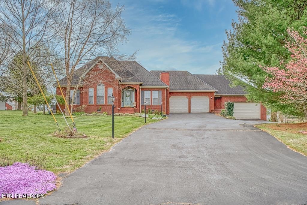 Sparta, Tennessee, 38583, United States, 3 Bedrooms Bedrooms, ,2.5 BathroomsBathrooms,Residential,Forsale,1885995