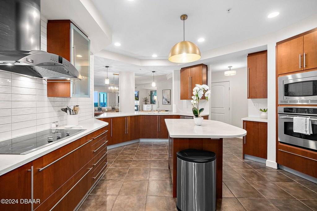 Daytona Beach Shores, Florida, 32118, United States, 3 Bedrooms Bedrooms, ,3.5 BathroomsBathrooms,Residential,Forsale,1900234