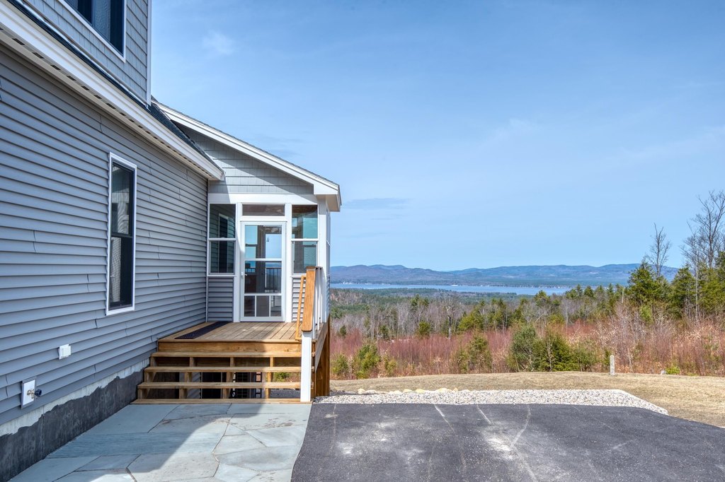 Ossipee, New Hampshire, 03814, United States, 2 Bedrooms Bedrooms, ,2.5 BathroomsBathrooms,Residential,Forsale,1933974