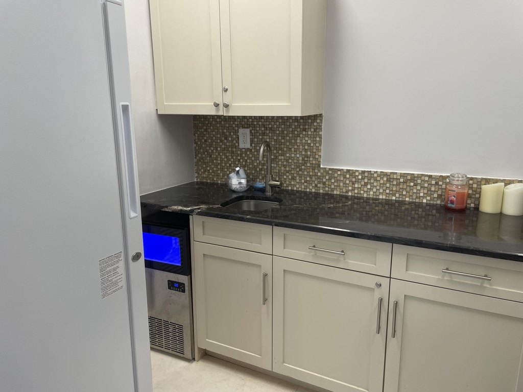 Boca Raton, Florida, 33432, United States, 2 Bedrooms Bedrooms, ,2 BathroomsBathrooms,Residential,Forsale,2009888