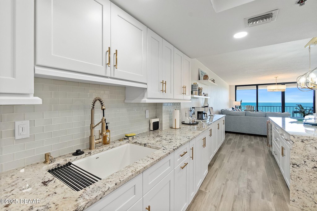 Daytona Beach Shores, Florida, 32118, United States, 2 Bedrooms Bedrooms, ,2 BathroomsBathrooms,Residential,Forsale,1900233