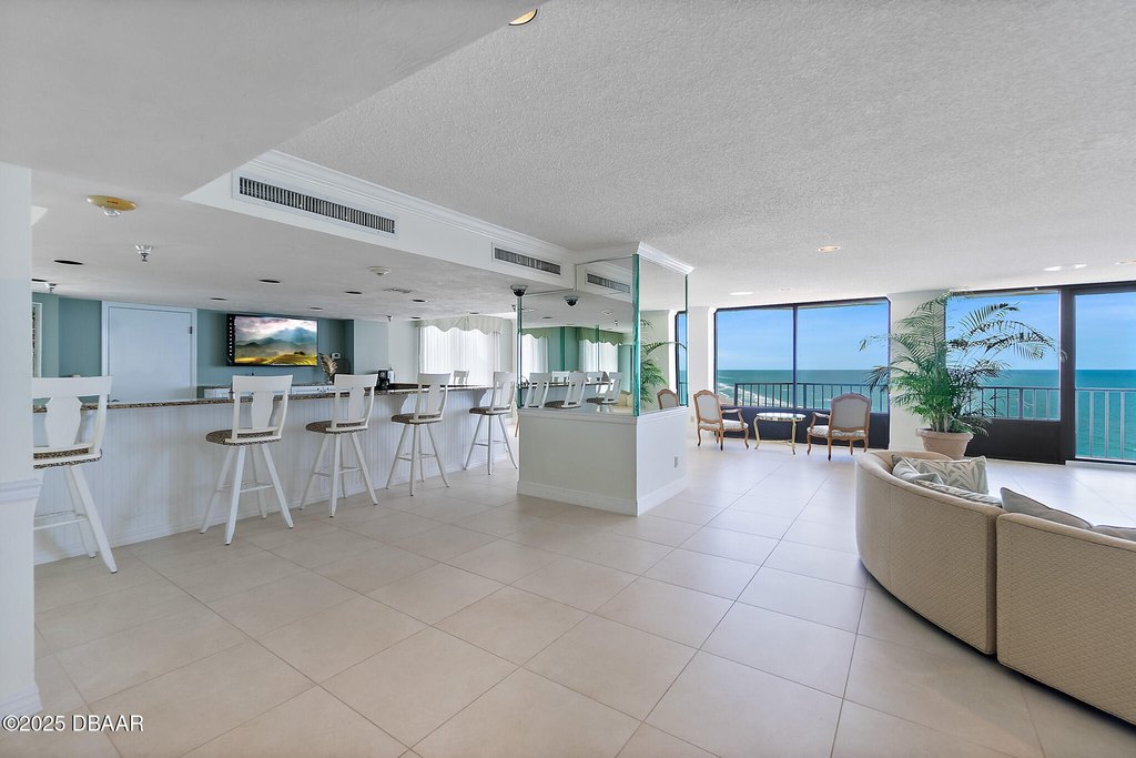 Daytona Beach Shores, Florida, 32118, United States, 2 Bedrooms Bedrooms, ,2 BathroomsBathrooms,Residential,Forsale,1900233