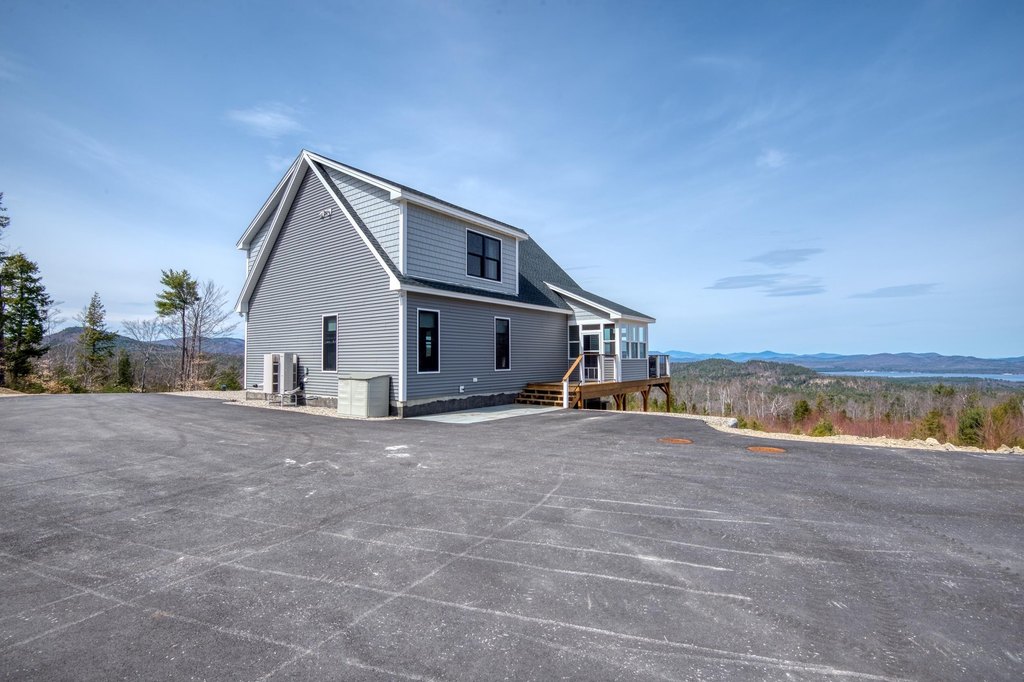 Ossipee, New Hampshire, 03814, United States, 2 Bedrooms Bedrooms, ,2.5 BathroomsBathrooms,Residential,Forsale,1933974