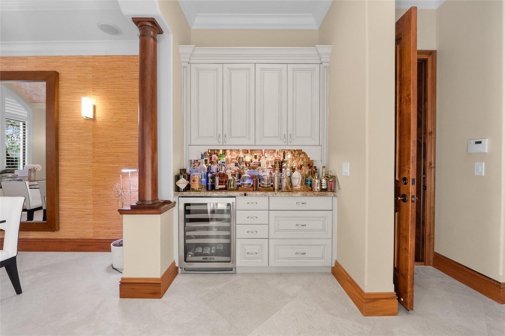 Fort Lauderdale, Florida, 33301, United States, 6 Bedrooms Bedrooms, ,6.5 BathroomsBathrooms,Residential,Forsale,1968307