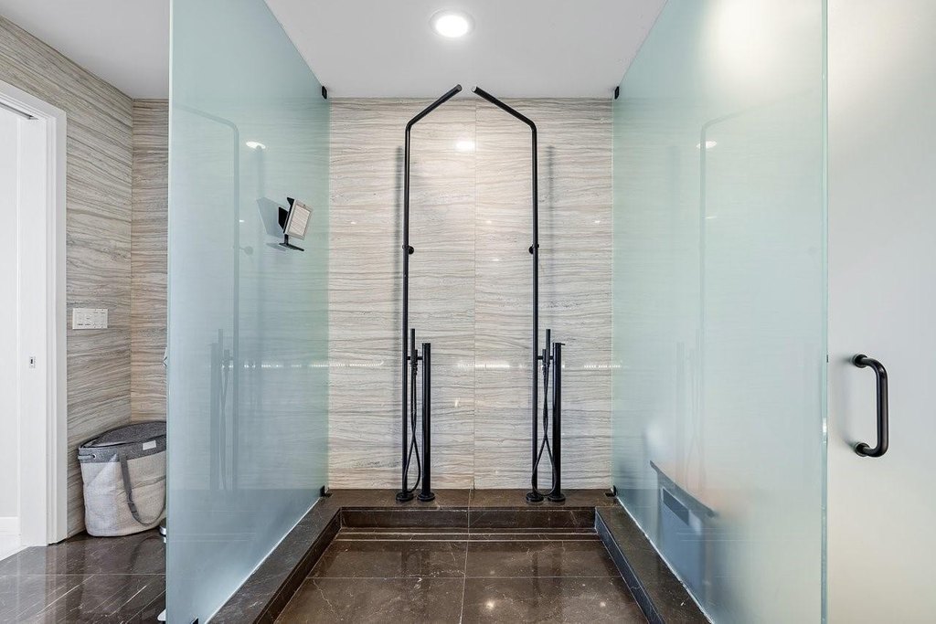 Fort Lauderdale, Florida, 33305, United States, 2 Bedrooms Bedrooms, ,3 BathroomsBathrooms,Residential,Forsale,1968298