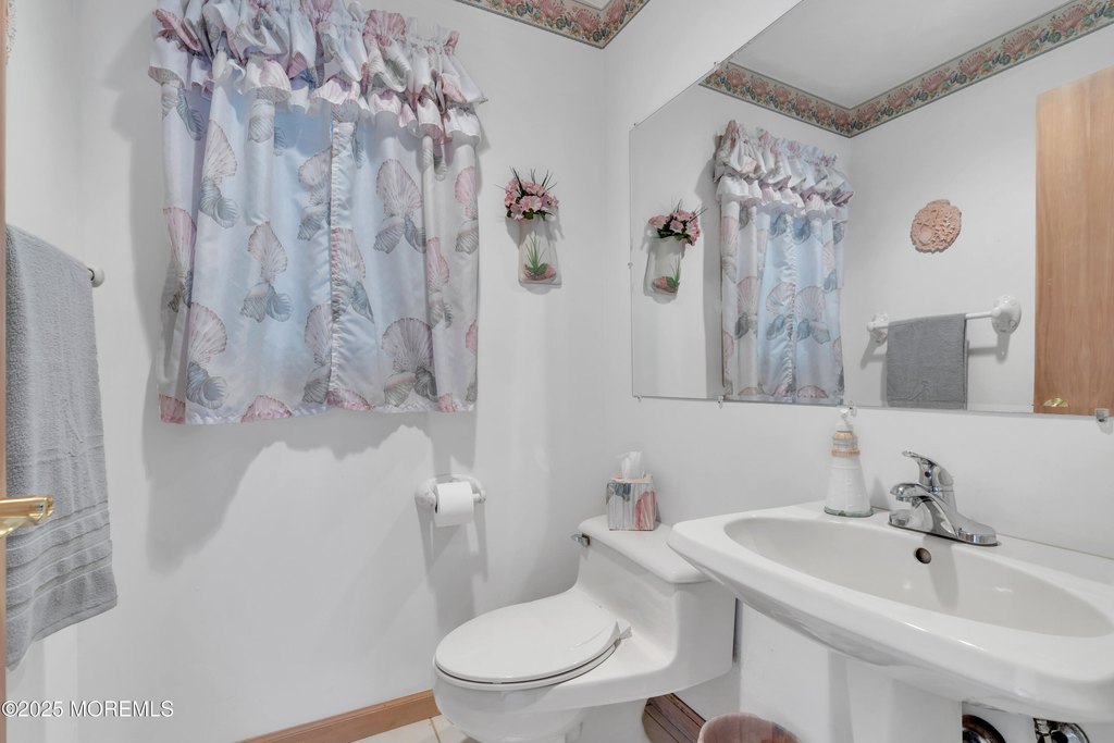 Lavallette, New Jersey, 08735, United States, 3 Bedrooms Bedrooms, ,2.5 BathroomsBathrooms,Residential,Forsale,1884426