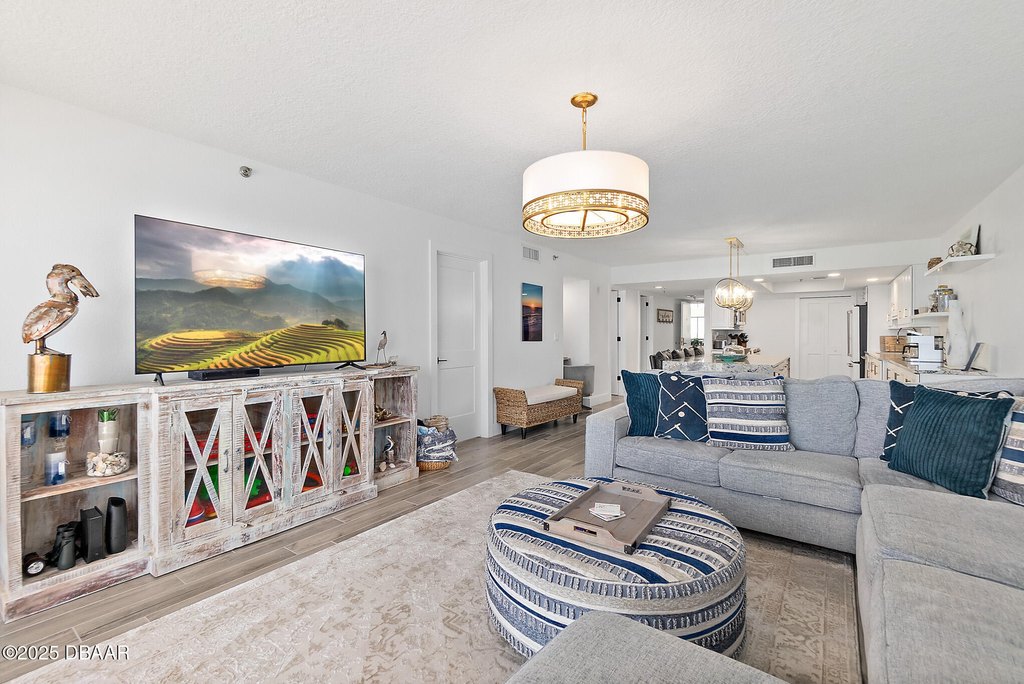 Daytona Beach Shores, Florida, 32118, United States, 2 Bedrooms Bedrooms, ,2 BathroomsBathrooms,Residential,Forsale,1900233