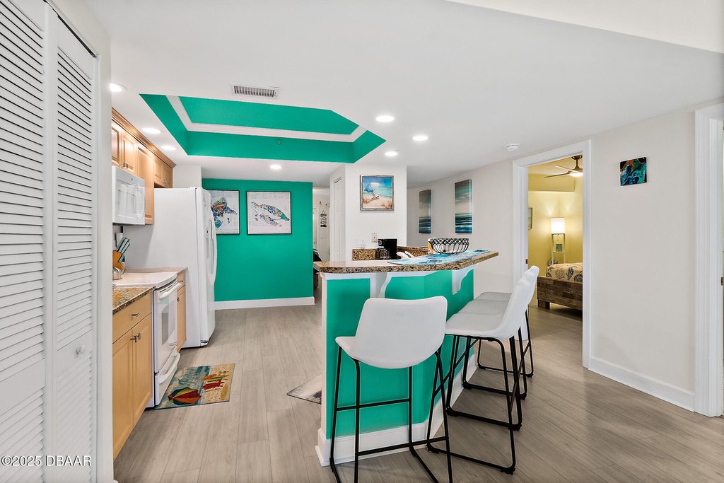 Daytona Beach Shores, Florida, 32118, United States, 3 Bedrooms Bedrooms, ,3 BathroomsBathrooms,Residential,Forsale,1990163