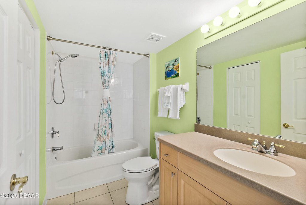 Daytona Beach Shores, Florida, 32118, United States, 3 Bedrooms Bedrooms, ,3 BathroomsBathrooms,Residential,Forsale,1990163