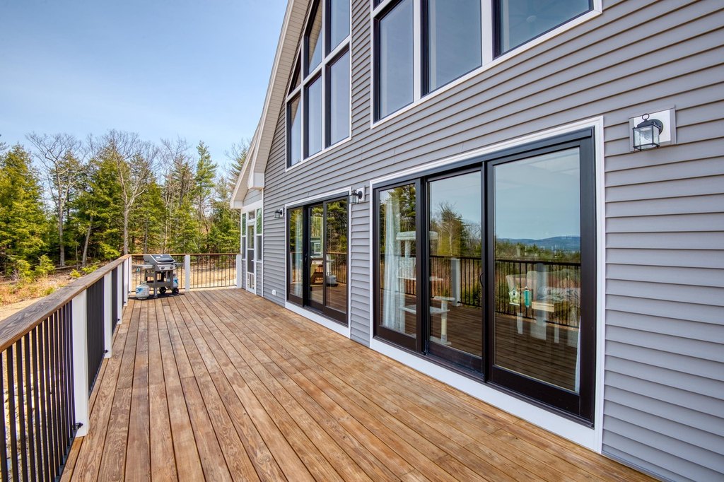 Ossipee, New Hampshire, 03814, United States, 2 Bedrooms Bedrooms, ,2.5 BathroomsBathrooms,Residential,Forsale,1933974