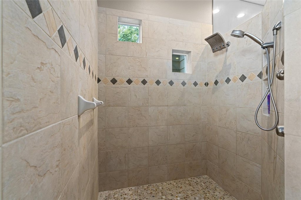 WEIRSDALE, Florida, 32195, United States, 3 Bedrooms Bedrooms, ,2.5 BathroomsBathrooms,Residential,Forsale,1952647