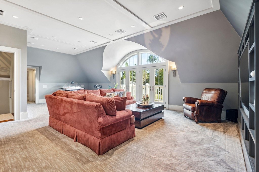 Rye, New Hampshire, 03870, United States, 5 Bedrooms Bedrooms, ,5.5 BathroomsBathrooms,Residential,Forsale,1893961