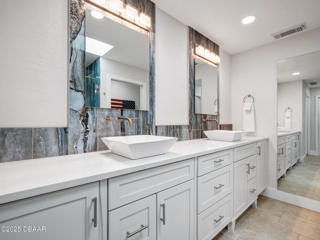 Edgewater, Florida, 32132, United States, 3 Bedrooms Bedrooms, ,3 BathroomsBathrooms,Residential,Forsale,1900250
