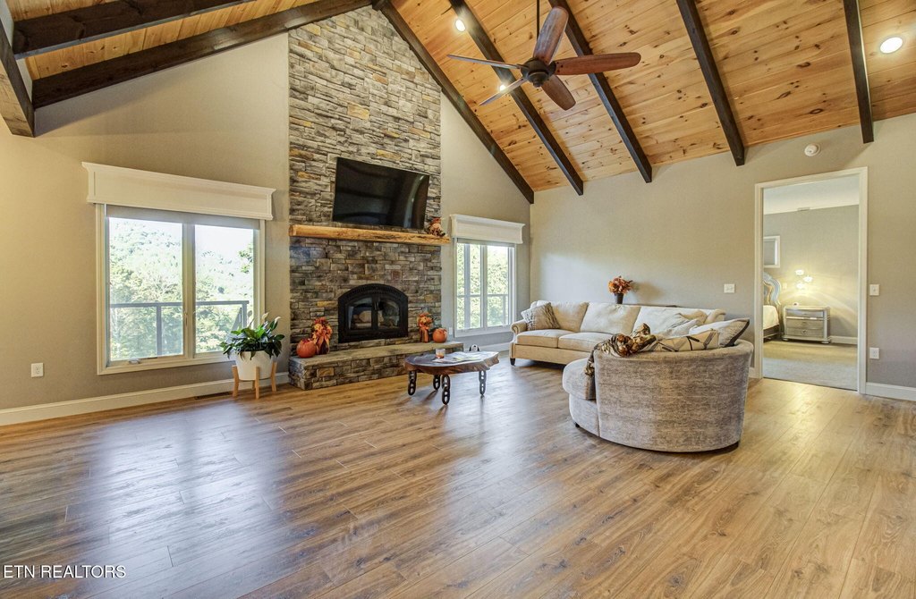 Tellico Plains, Tennessee, 37385, United States, 3 Bedrooms Bedrooms, ,2 BathroomsBathrooms,Residential,Forsale,1942431