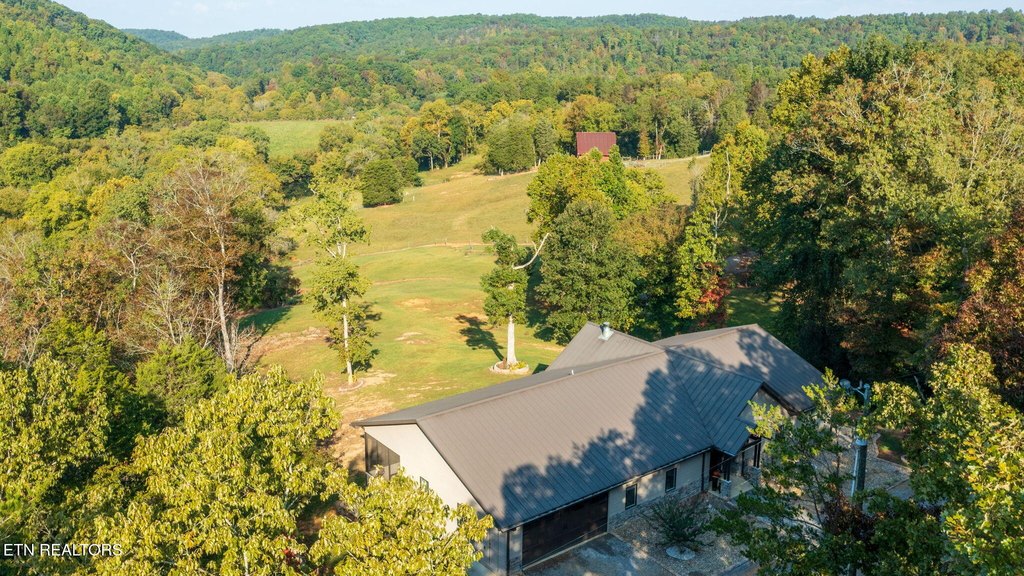 Tellico Plains, Tennessee, 37385, United States, 3 Bedrooms Bedrooms, ,2 BathroomsBathrooms,Residential,Forsale,1942431