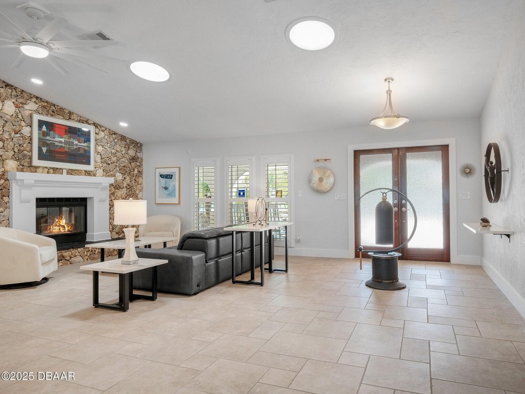 Edgewater, Florida, 32132, United States, 3 Bedrooms Bedrooms, ,3 BathroomsBathrooms,Residential,Forsale,1900250