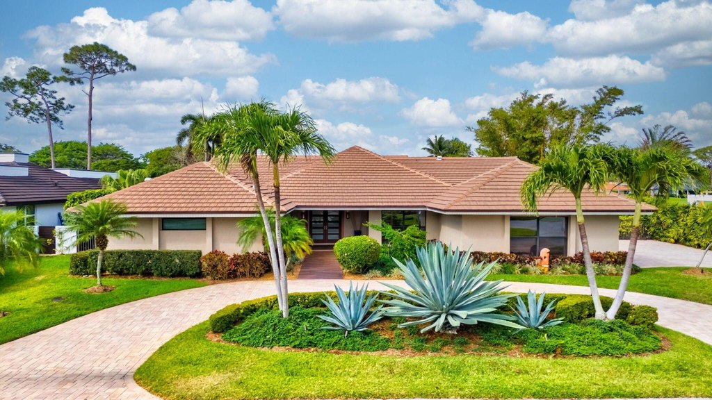 Delray Beach, Florida, 33445, United States, 3 Bedrooms Bedrooms, ,3.5 BathroomsBathrooms,Residential,Forsale,1886563