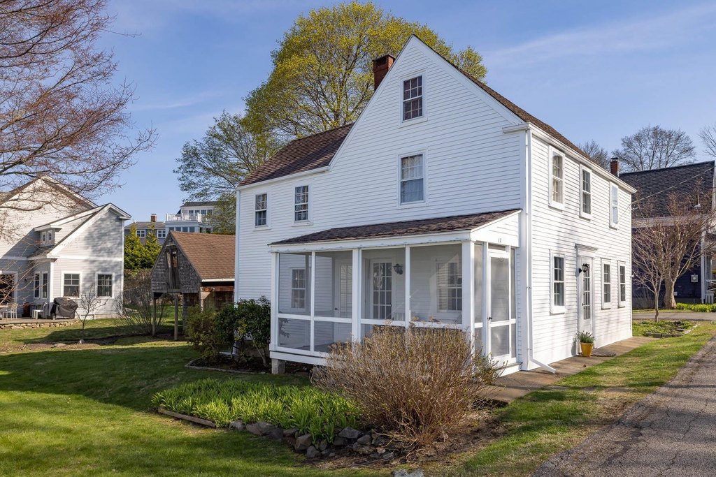 New Castle, New Hampshire, 03854, United States, 3 Bedrooms Bedrooms, ,2 BathroomsBathrooms,Residential,Forsale,1941235