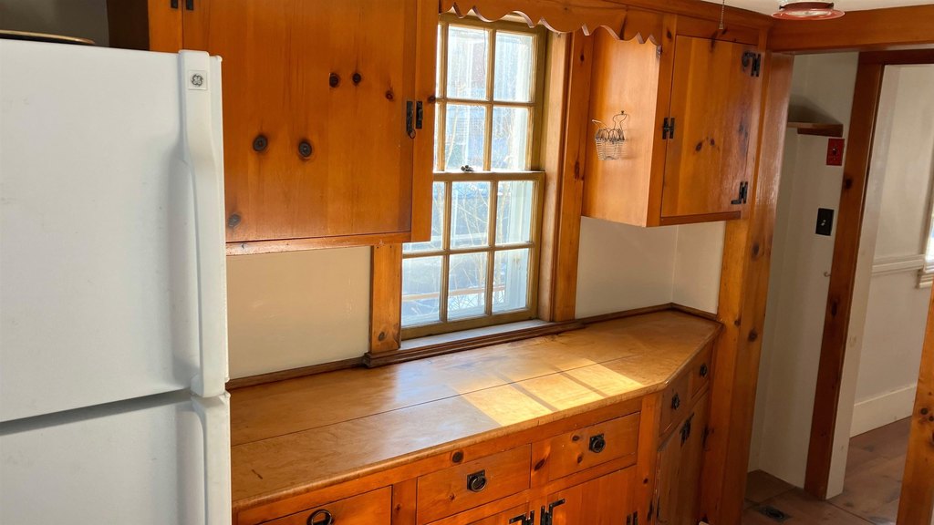 New Castle, New Hampshire, 03854, United States, 3 Bedrooms Bedrooms, ,2 BathroomsBathrooms,Residential,Forsale,1941235