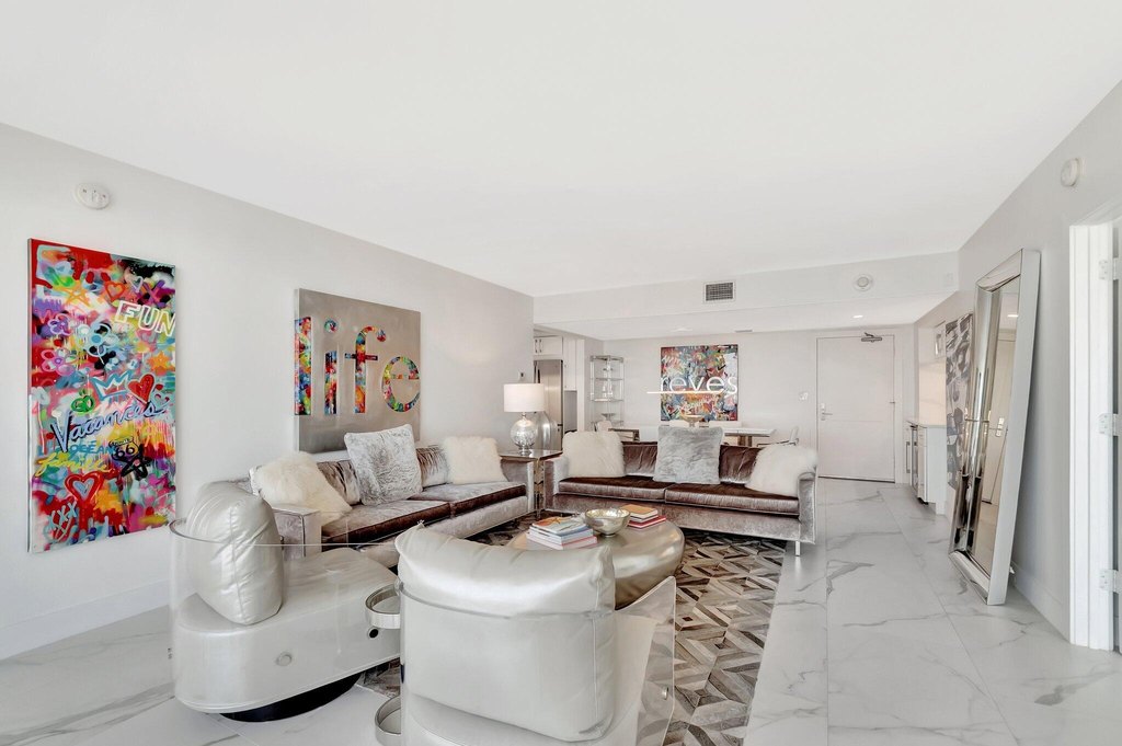 Palm Beach, Florida, 33480, United States, 2 Bedrooms Bedrooms, ,2 BathroomsBathrooms,Residential,Forsale,2010660