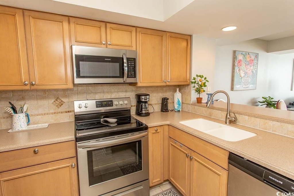 North Myrtle Beach, South Carolina, 29582, United States, 3 Bedrooms Bedrooms, ,2 BathroomsBathrooms,Residential,Forsale,1884288